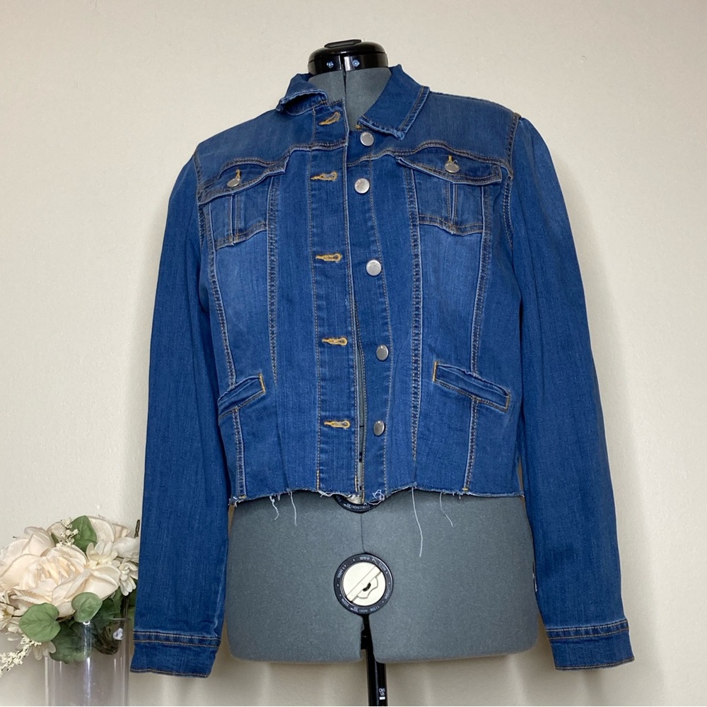 Size Large Women’s Dark Blue Jean Denim Nine West Jacket w Frayed Fringe Cut Hem